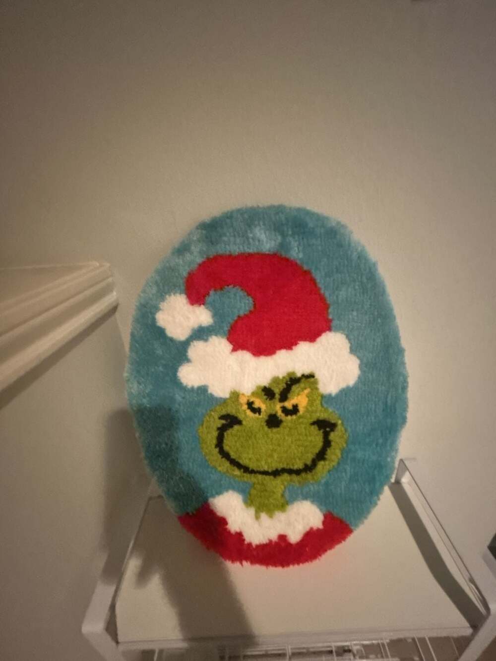 Dr. Seuss The Grinch Christmas Toilet Seat Cover Holiday Bathroom Decor